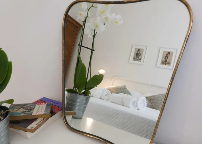 Lovely Cenisio Apartament *